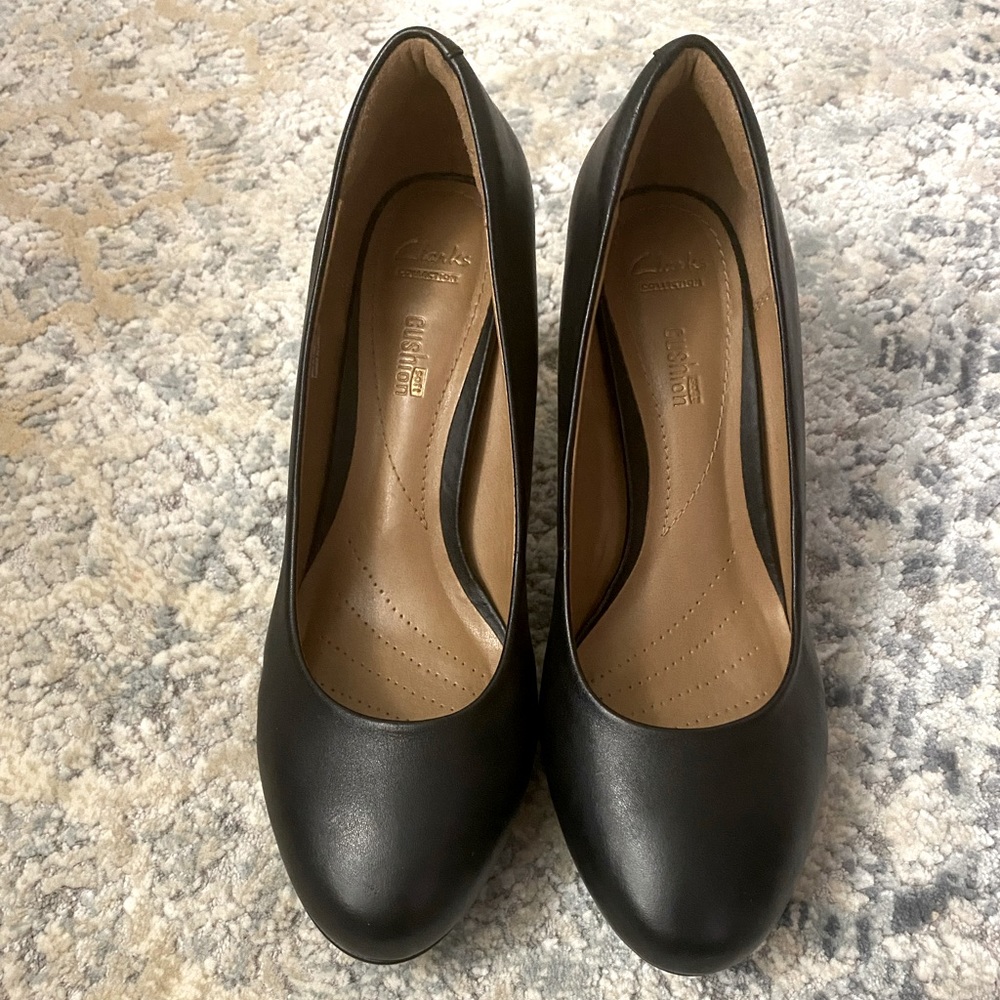NWT Clark's Brier Dolly leather heels in black